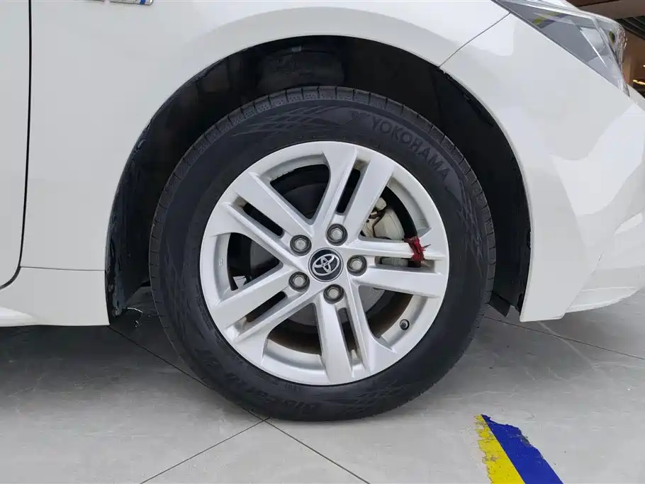 Toyota Levin 2019 Hybrid 1.8H E-CVT Luxury Edition China VI фото 6
