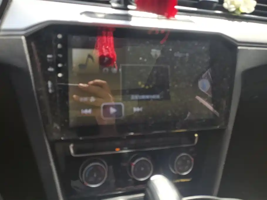 Volkswagen Magotan 2017 330TSI DSG Leading фото 13