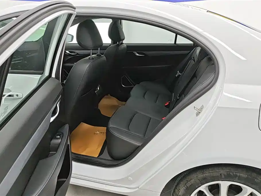 GEELY AUTOMOBILE EMGRAND