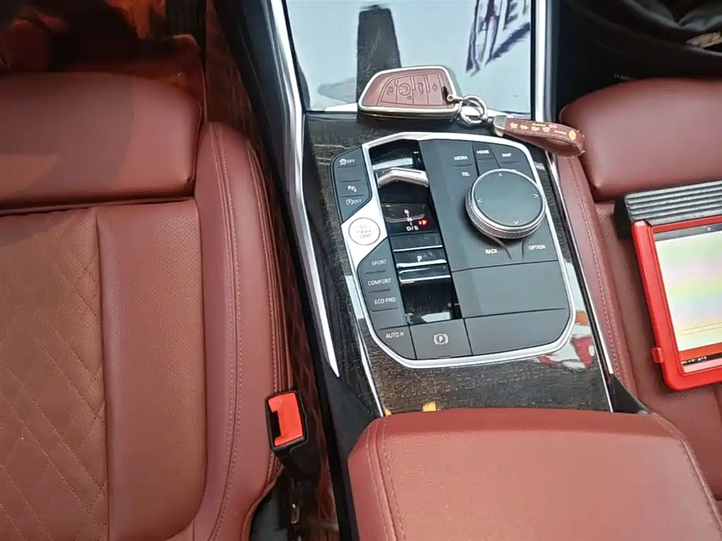 BMW 3 Series 2023 325Li M Sport Package фото 14