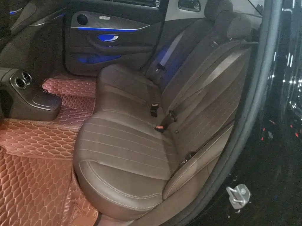 Mercedes-Benz E-Class 2023 E 300 L Fashion фото 15