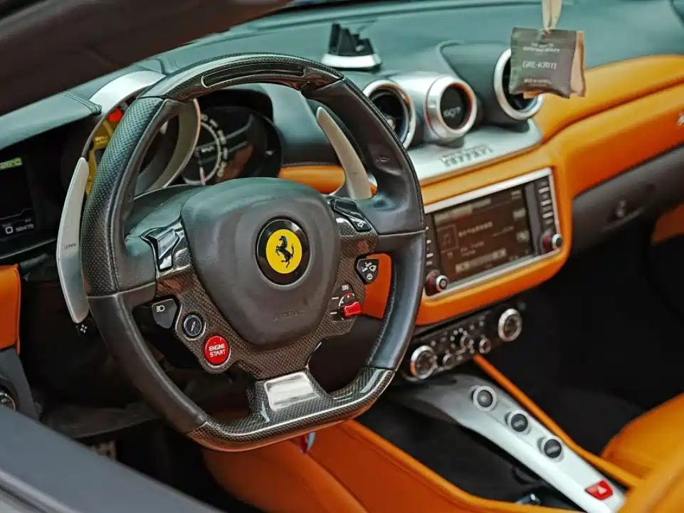 Ferrari California T 2016 2015 3.9T Standard