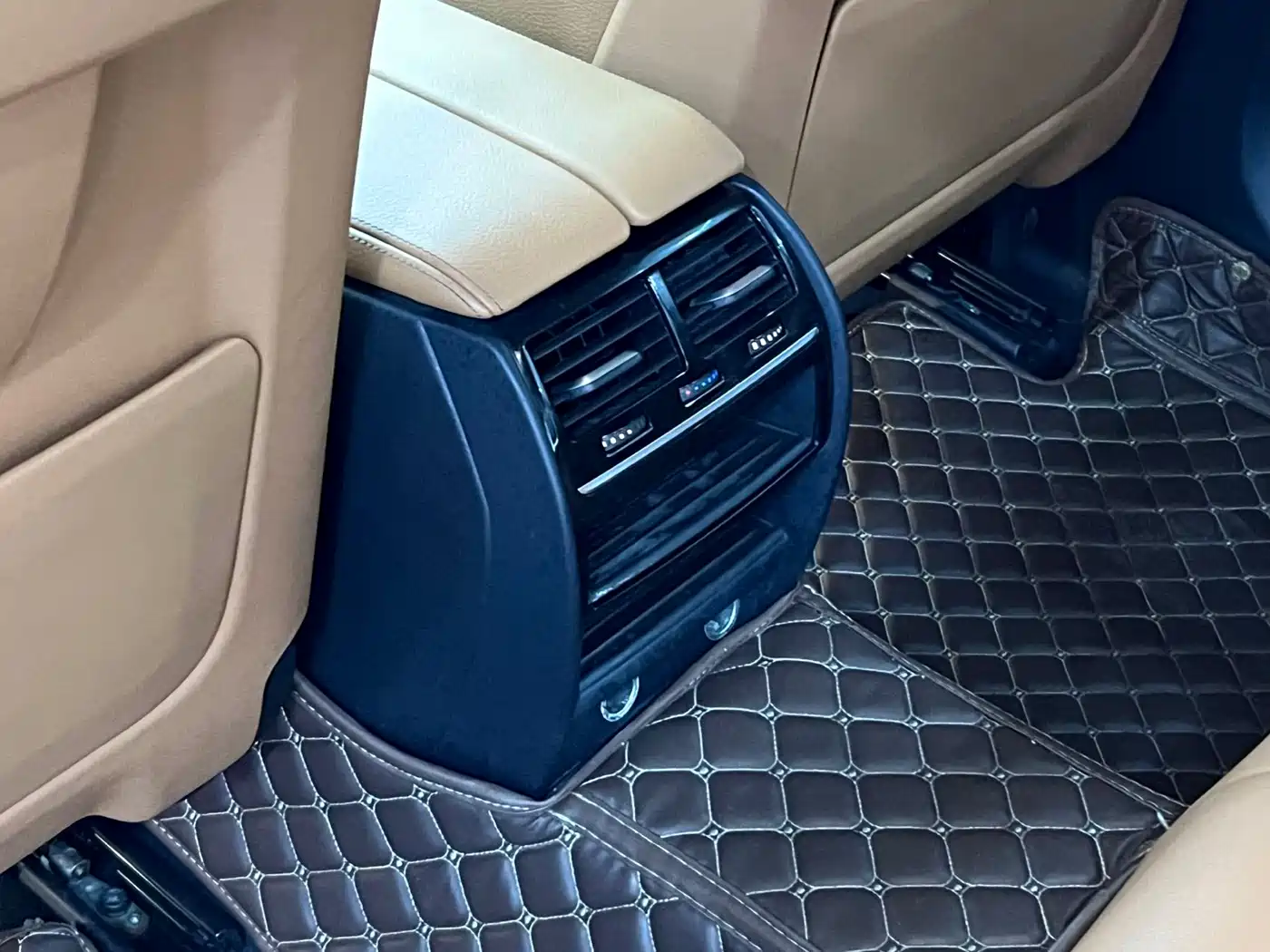 BMW 5 Series 2018 528Li Launch Special Edition фото 21