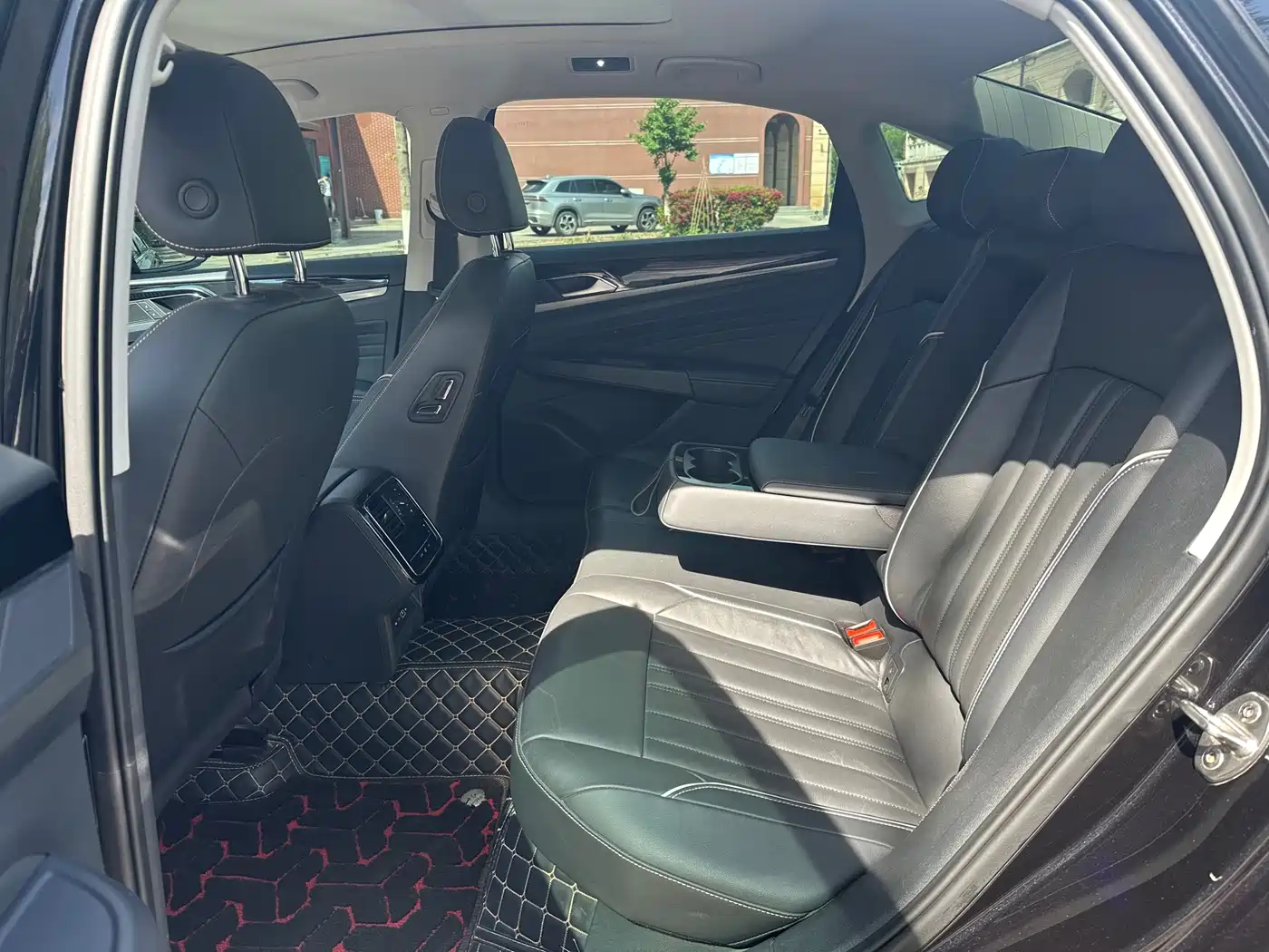 Volkswagen Passat 2021 Model 330TSI Elite Edition фото 14