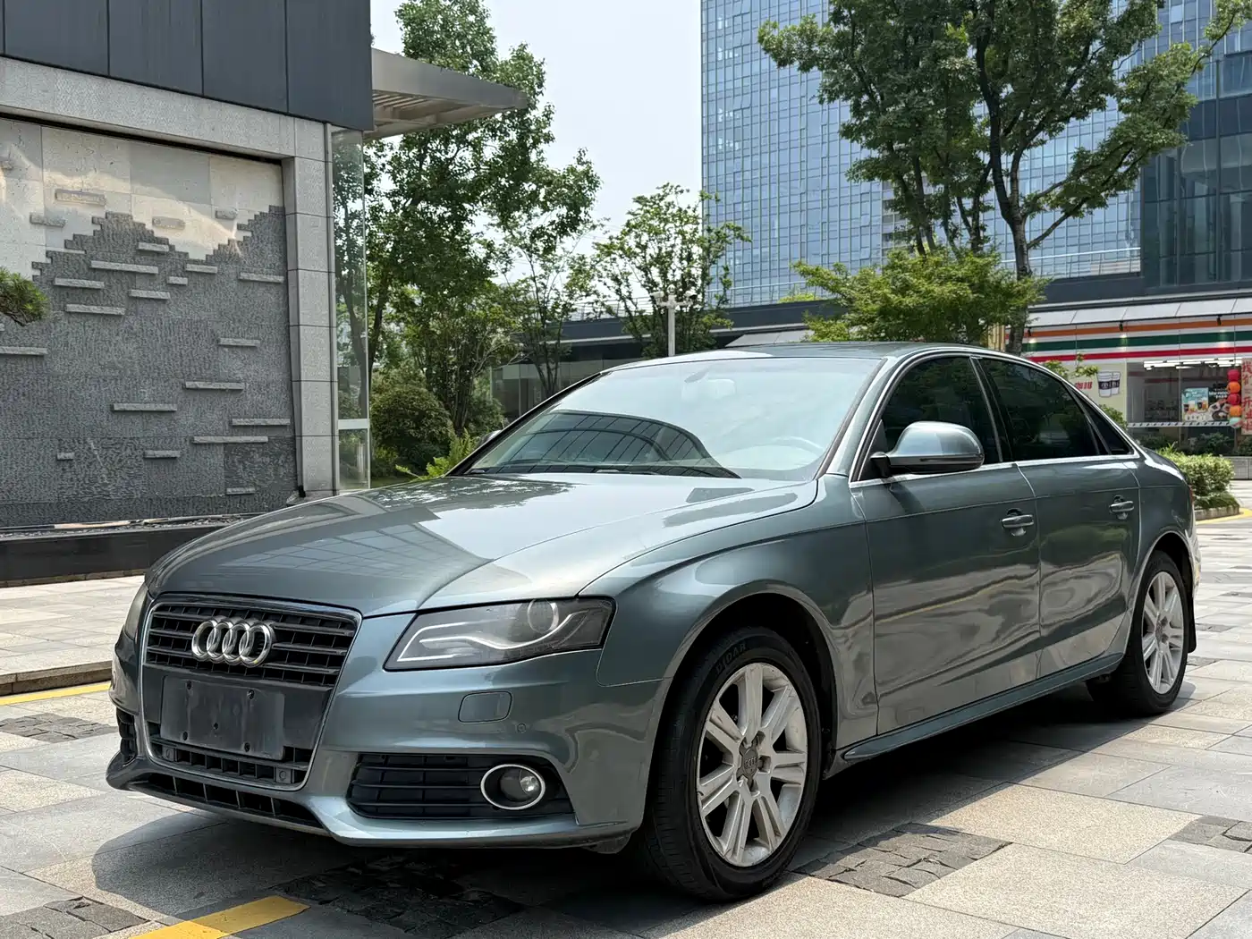 Audi A4L 2011 2011 2.0 TFSI Technology