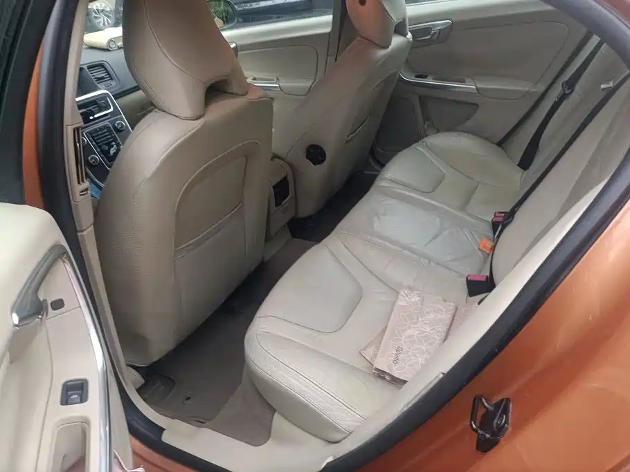 Volvo S60 (Import) 2011 2012 T5 Elegance Edition