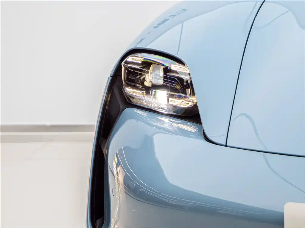 Porsche Taycan 2022 Facelift Taycan фото 9