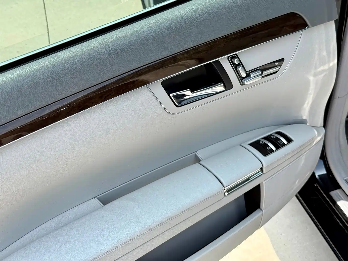 Mercedes-Benz S-Class 2010 S 300 L Business фото 26