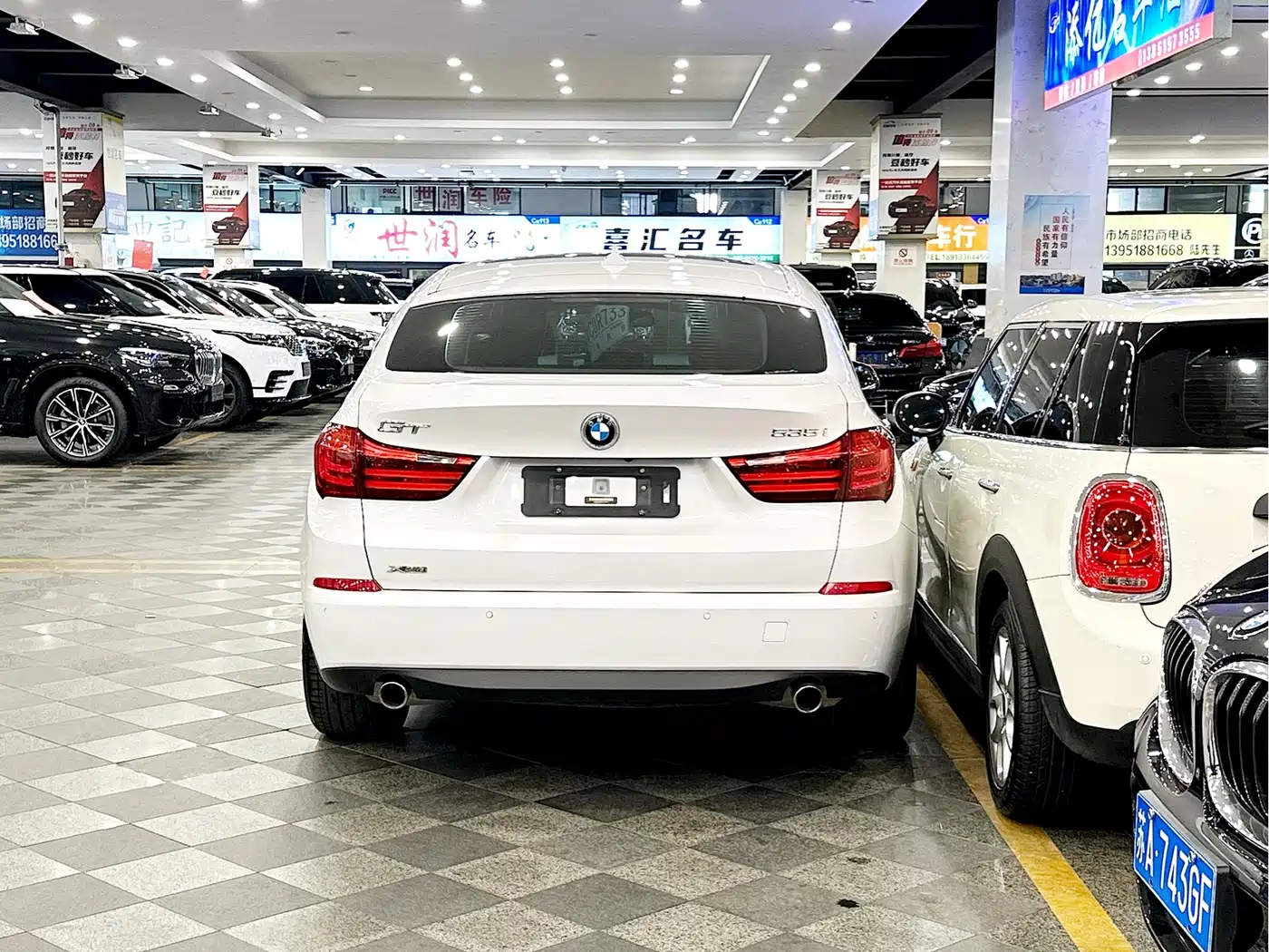 BMW 5 Series GT 2014 535i xDrive фото 3