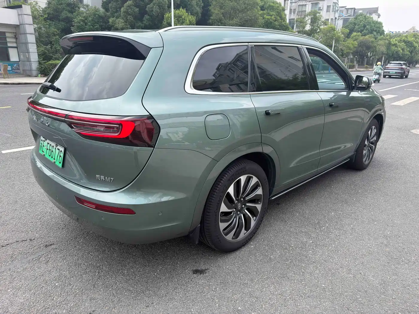 AITO Wenjie AITO M7 2022 1.5T RWD Comfort Edition фото 4