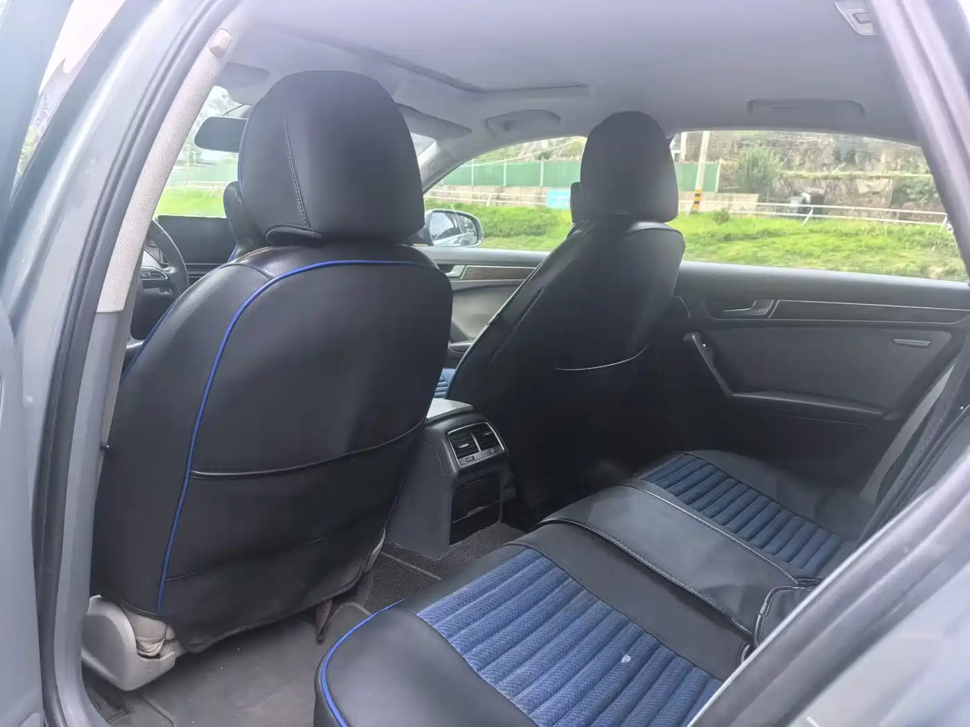 Фото 5 - Audi A4L