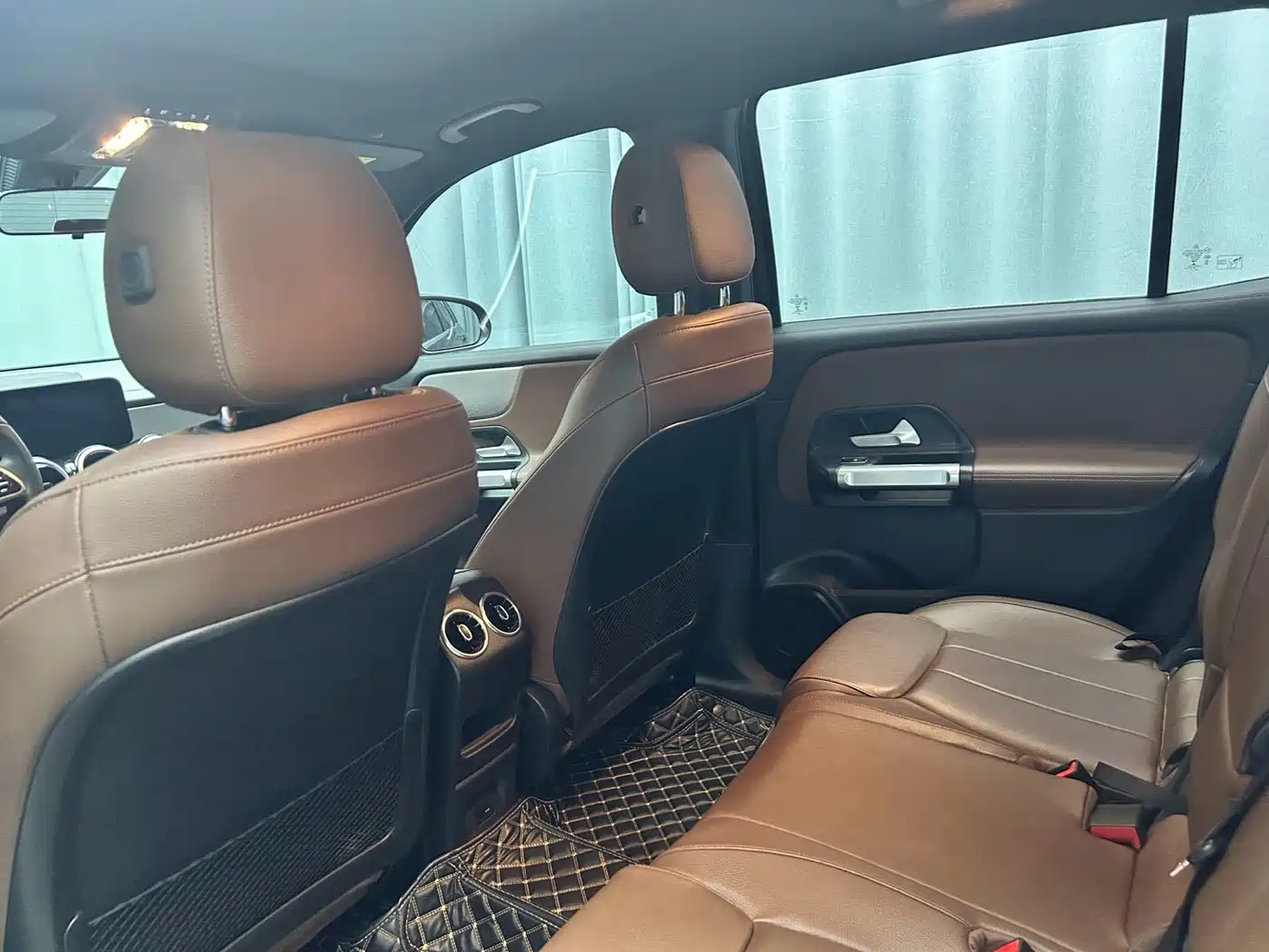 Mercedes-Benz GLB, миниатюра 12