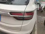 Фото 8 - Geely Coolray