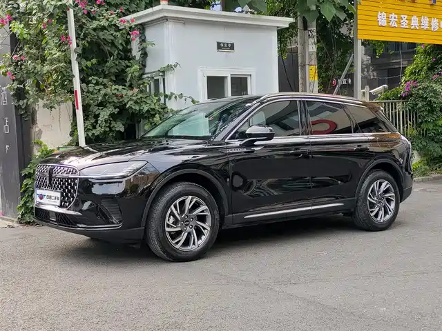lincoln adventurer