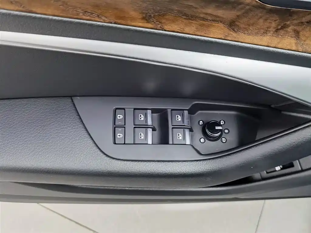 Audi A6L 2021 45 TFSI Exclusive Elegance фото 9