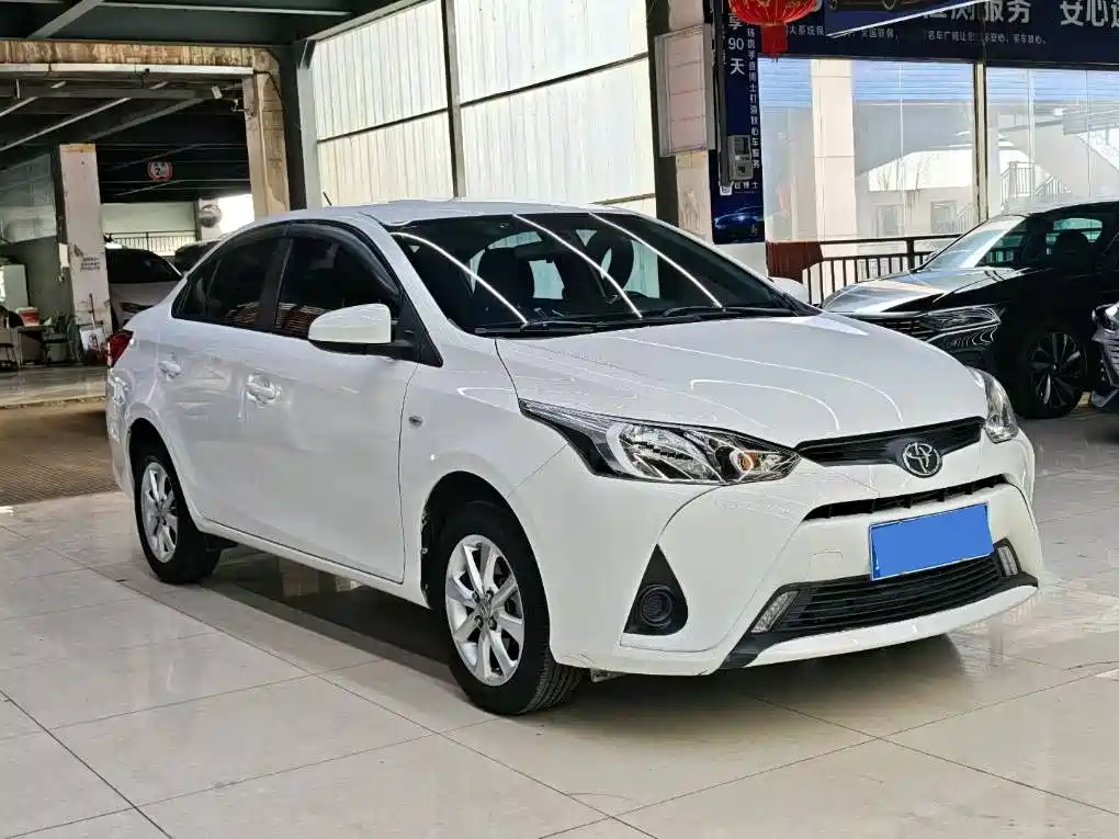 Toyota YARiS L Zhi Xiang 2019 1.5E CVT Charming China VI фото 3