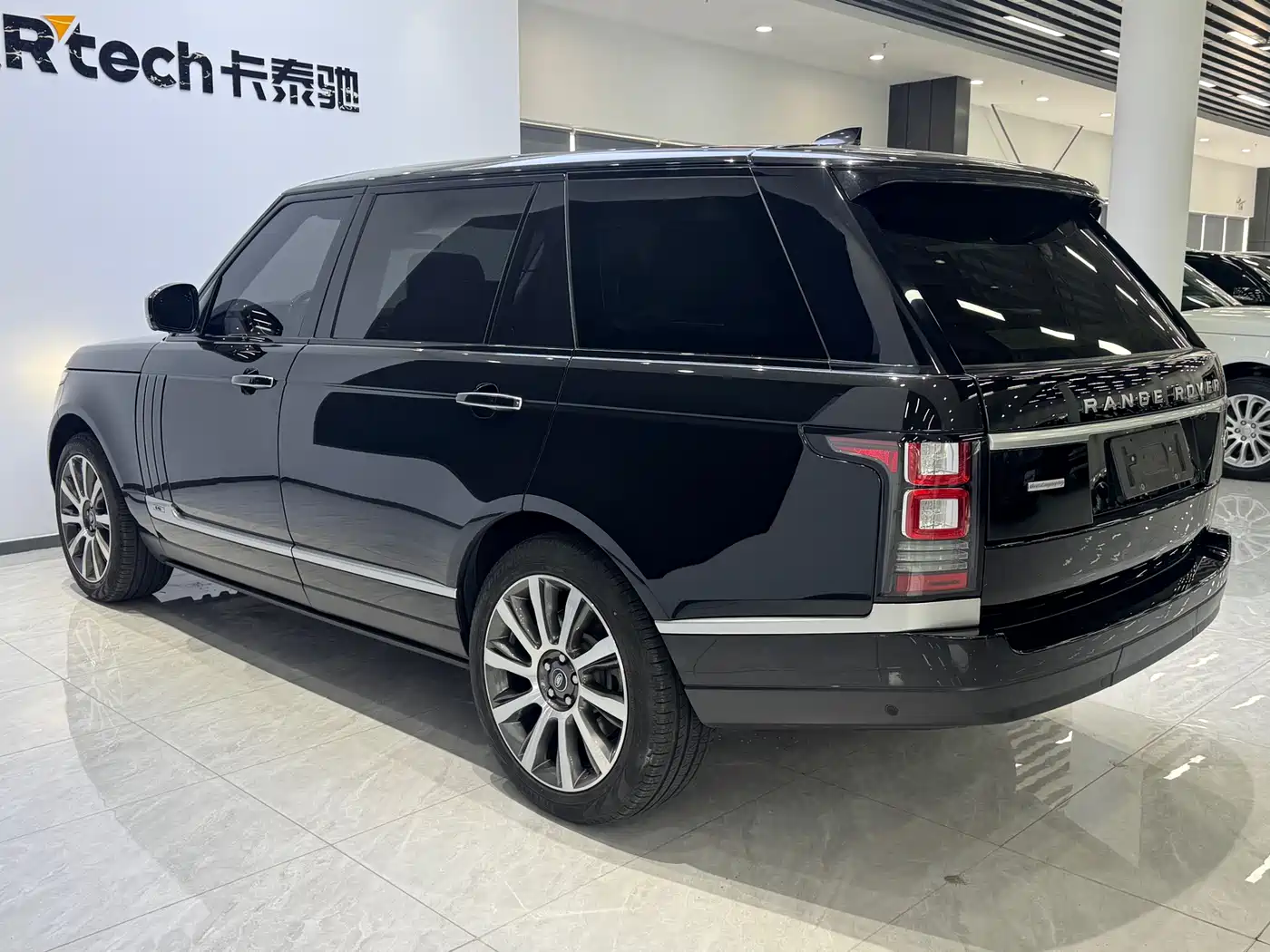 Land Rover Range Rover 2017 5.0 SC V8 AB Ultimate Autobiography LWB фото 5