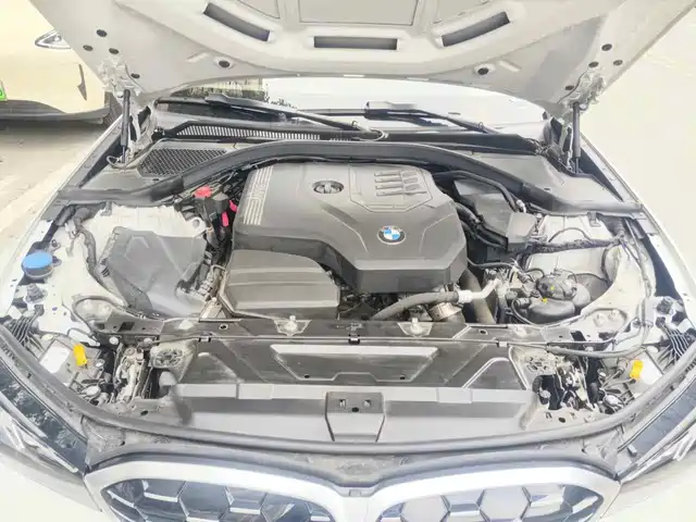 BMW 3 Series 2024 325Li M Sport Package — фото 3