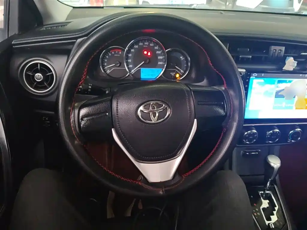 Toyota Corolla 2017 Facelift 1.2T S-CVT GL фото 11