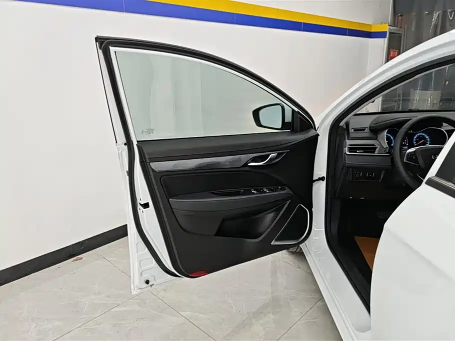 GEELY AUTOMOBILE EMGRAND