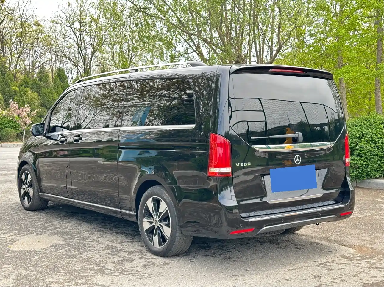 MERCEDES-BENZ V-CLASS