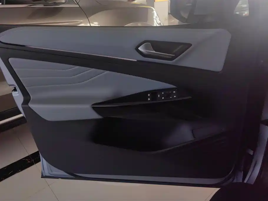 Volkswagen ID.4 X 2025 Smart Pure Intelligent Edition фото 7