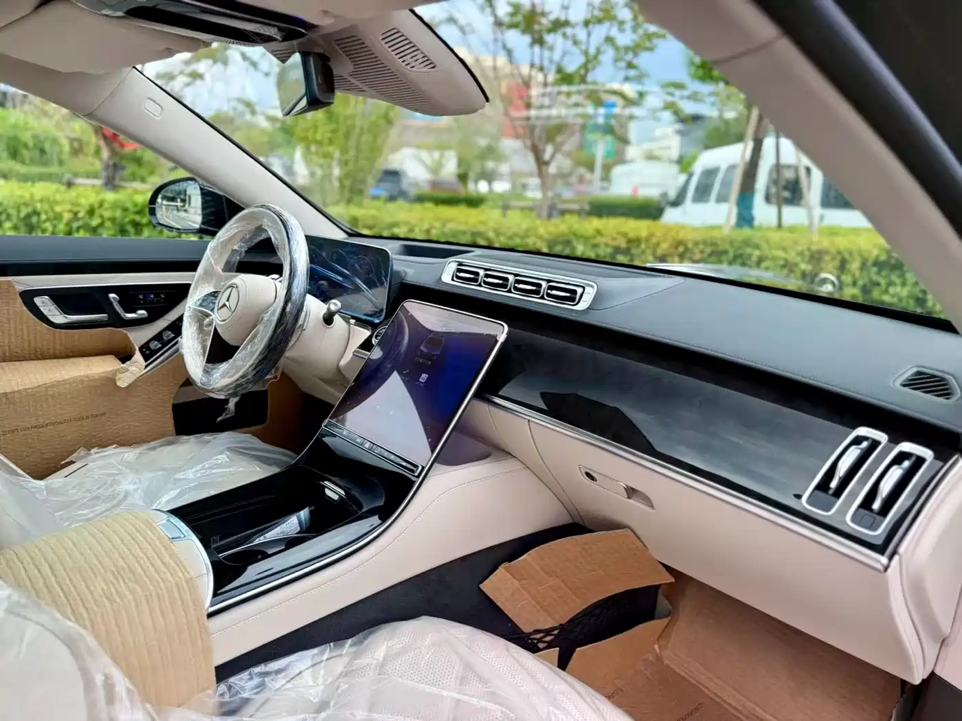 MERCEDES-BENZ MAYBACH S-CLASS