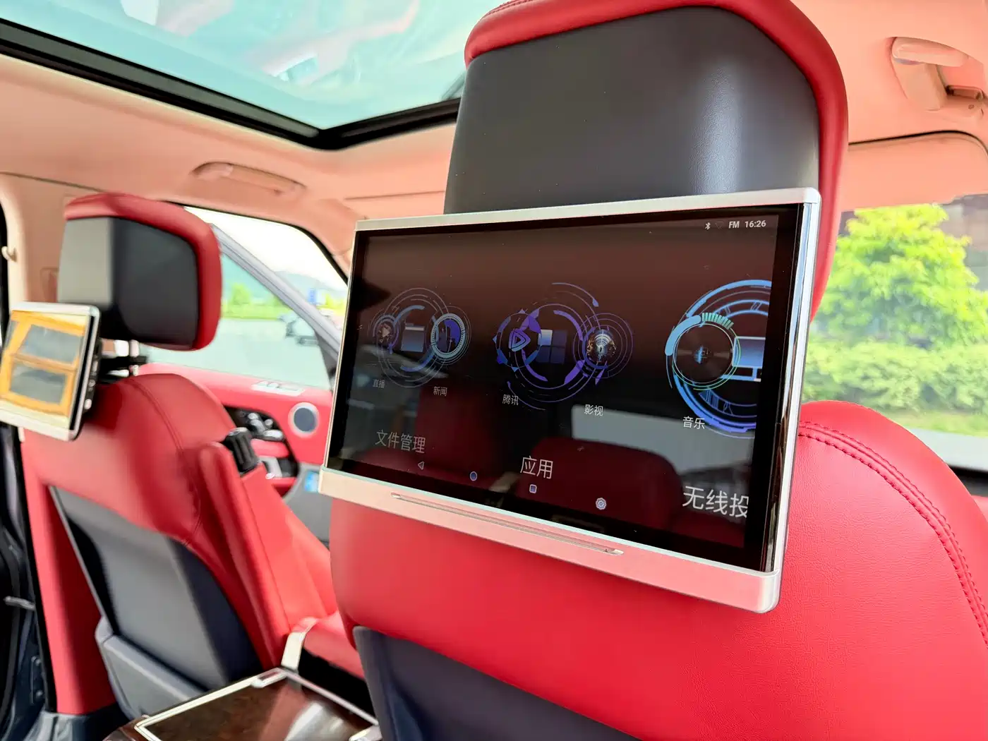 Land Rover Range Rover 2019 3.0 SC V6 Heritage Extended Edition фото 9