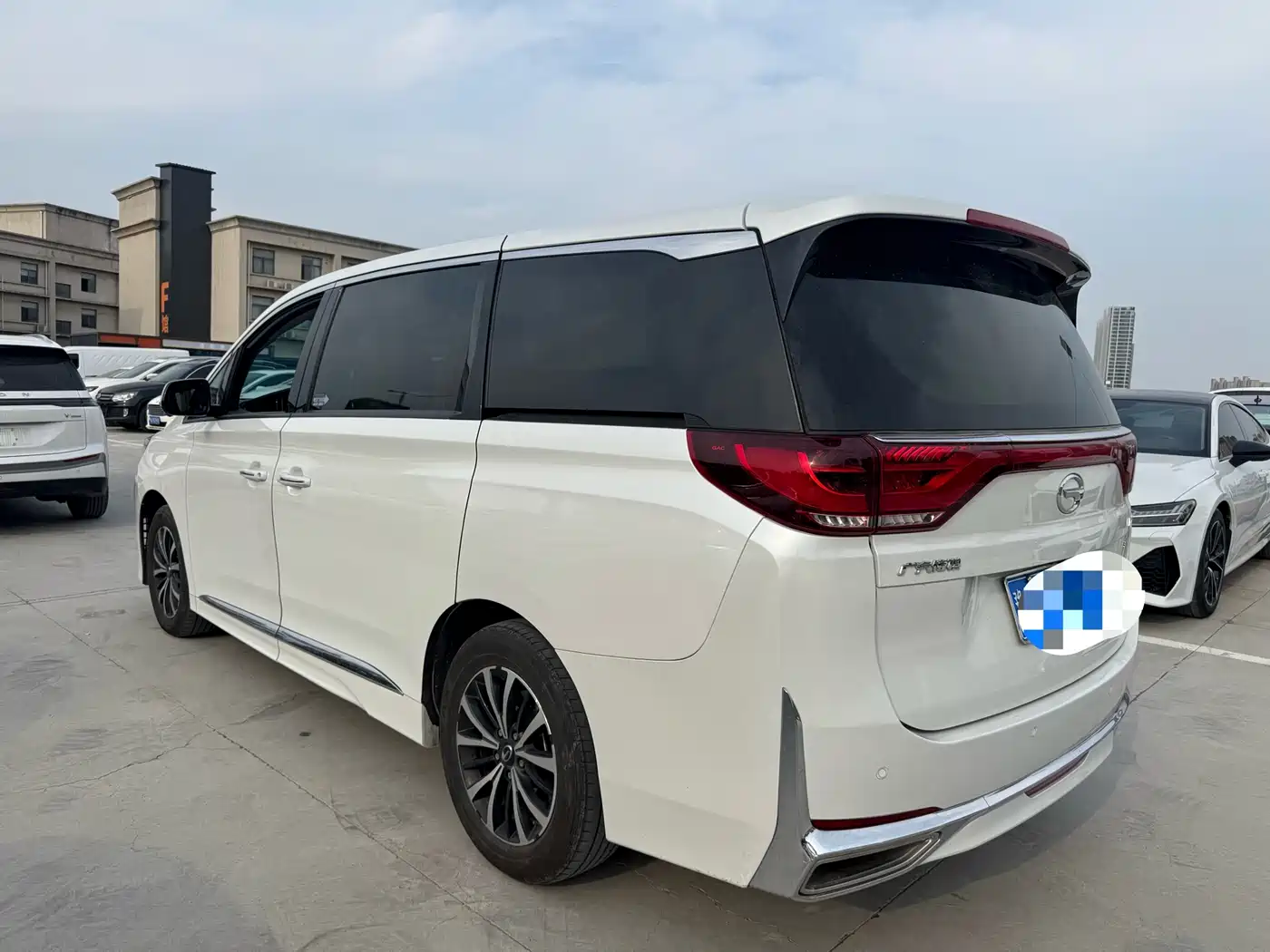 GAC TRUMPCHI M8