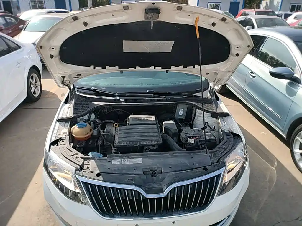 Photo 20 - Škoda Rapid