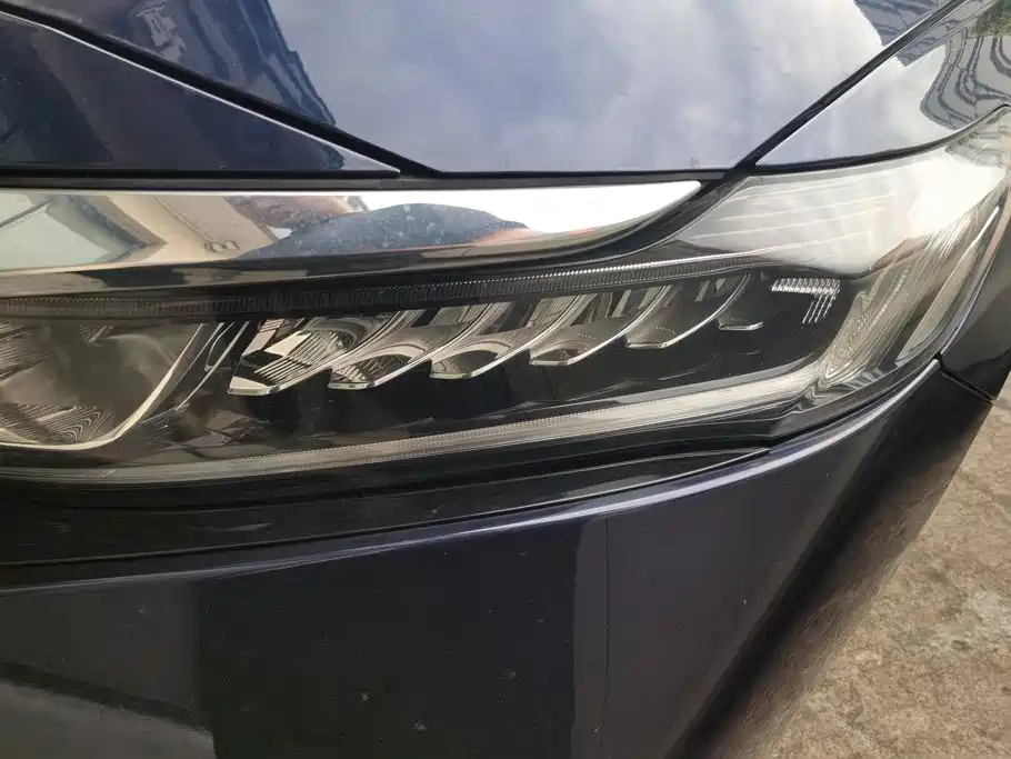 Фото 5 - Honda Inspire