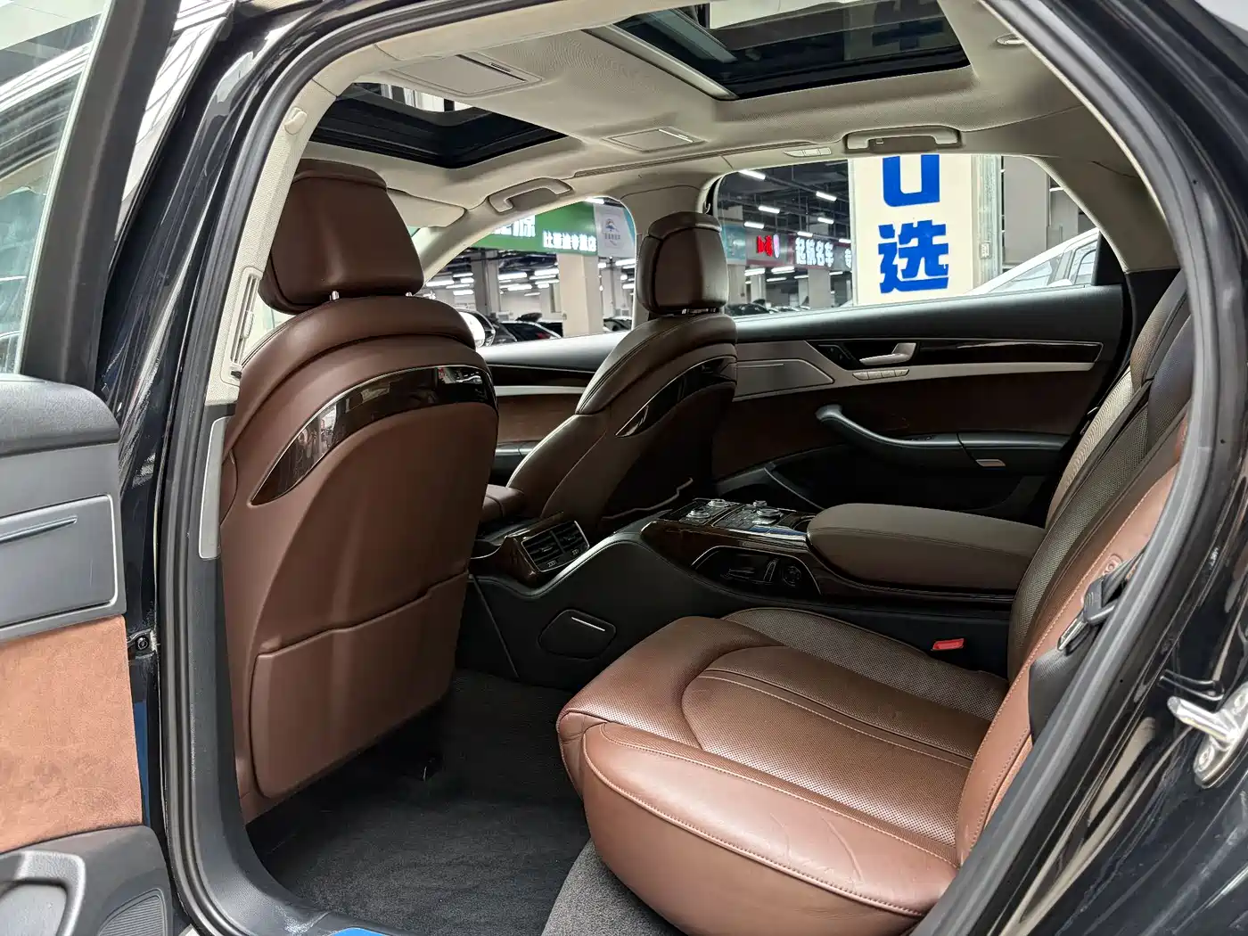 Audi A8 2014 A8L 45 TFSI quattro Luxury фото 6
