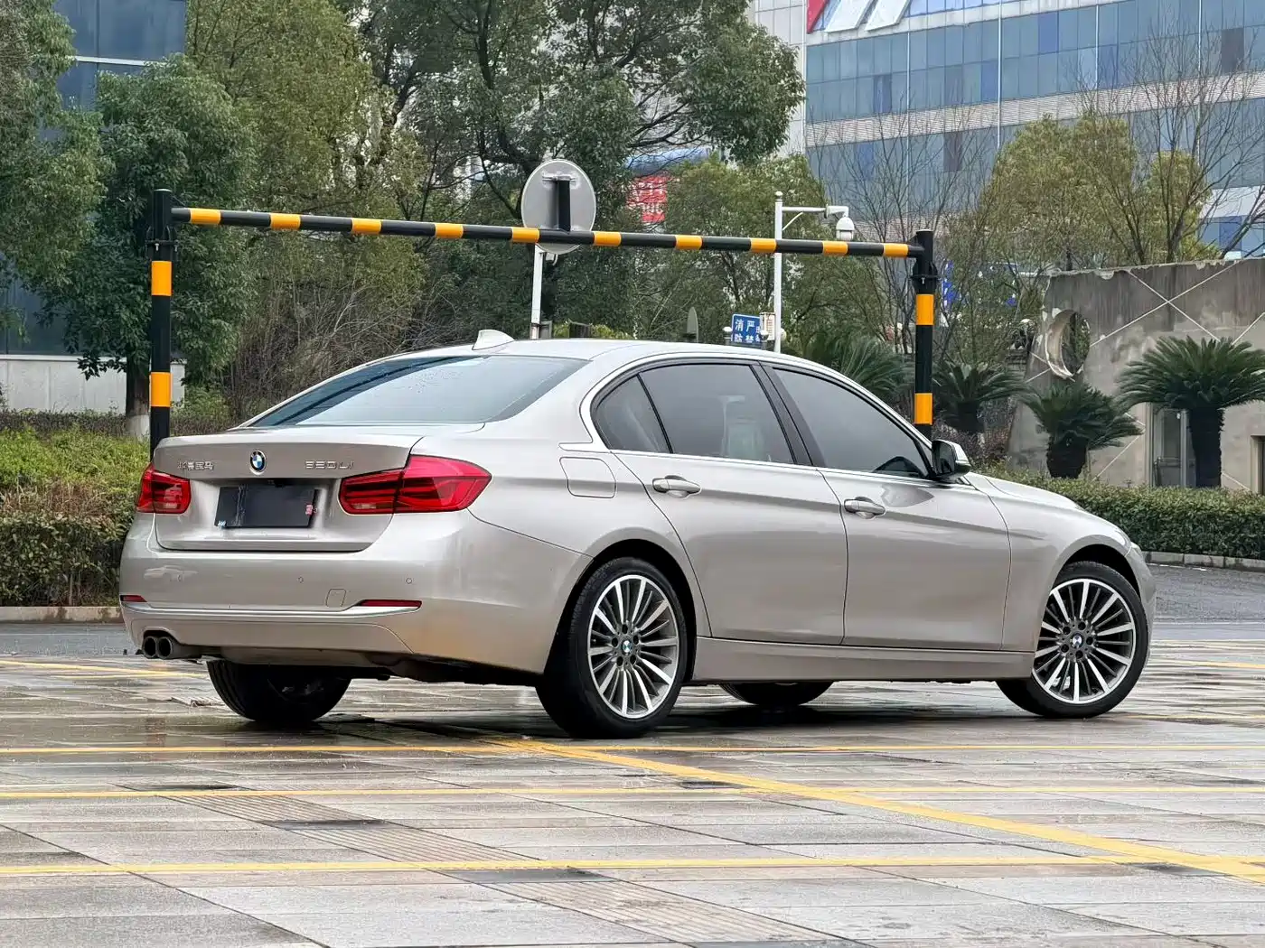 BMW 3 Series 2018 320Li Fashion Style фото 7