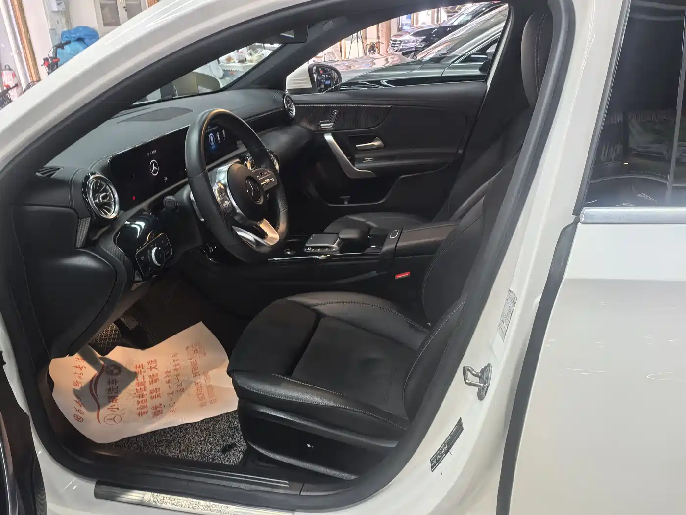 Mercedes-Benz A-Class 2021 A 200 L Sport Sedan Dynamic Type фото 10
