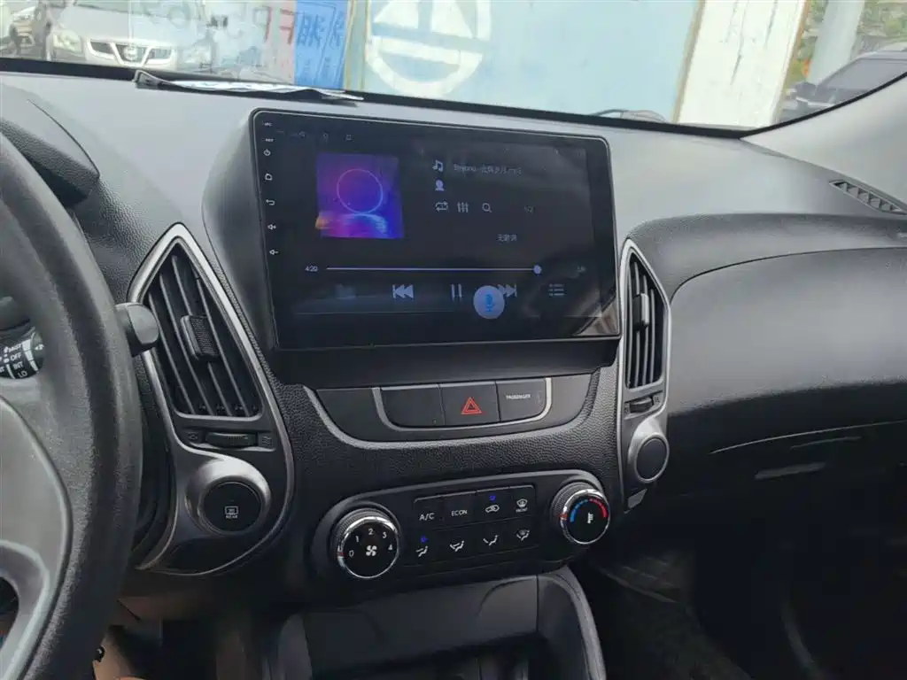 Hyundai Beijing Hyundai ix35 2015 2.0L Automatic 2WD Comfort China IV фото 13