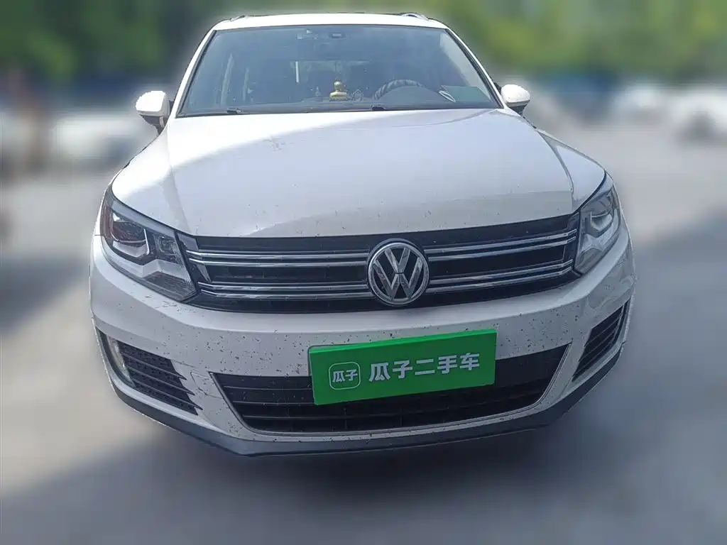 Volkswagen Tiguan 2015 1.8TSI Automatic 4WD Highline фото 3