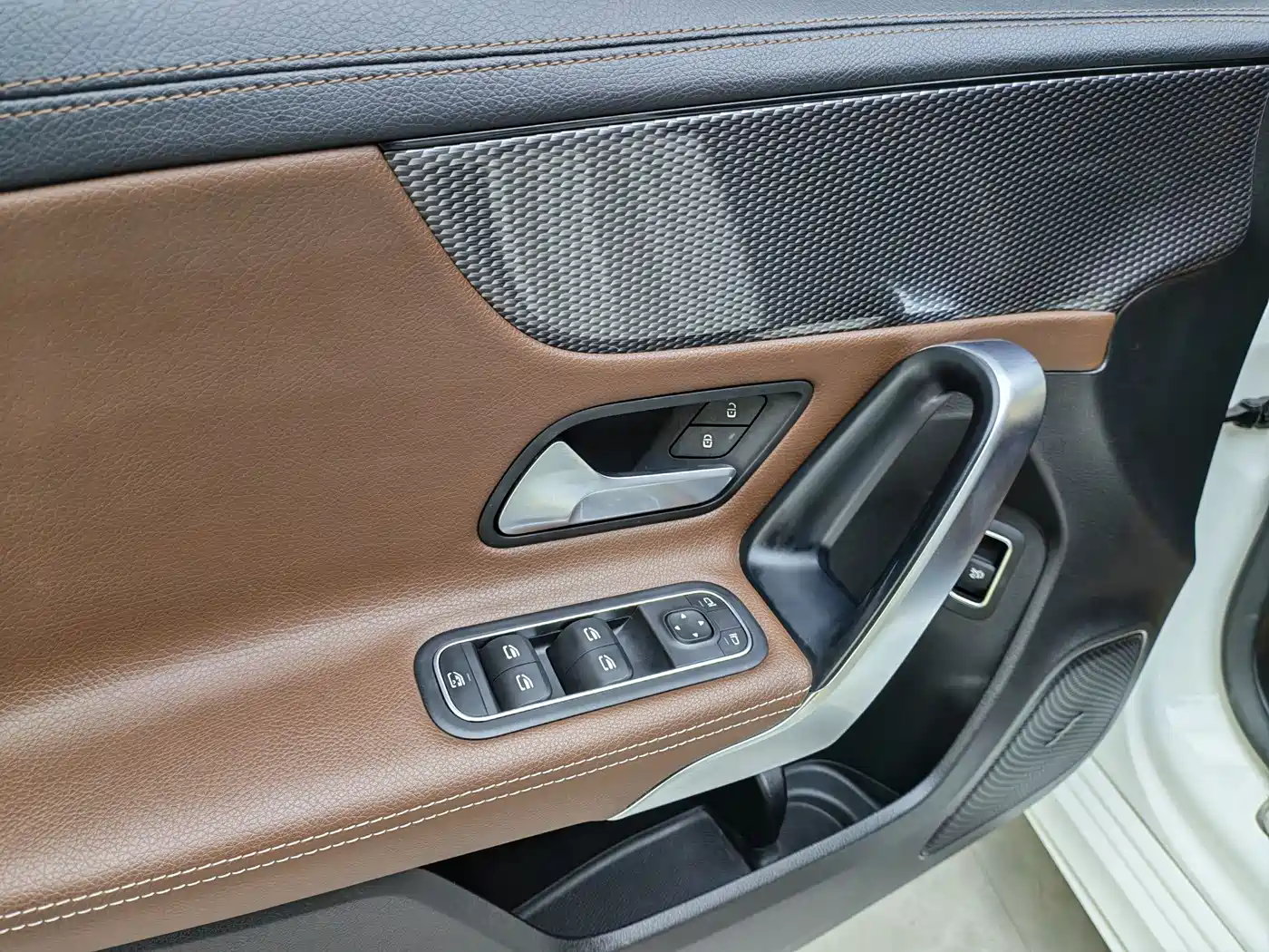 Mercedes-Benz A-Class 2019 A 180 L Sport Sedan фото 9