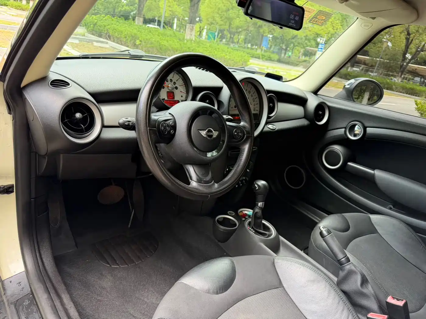 MINI MINI 2011 2011 1.6L COOPER Fun