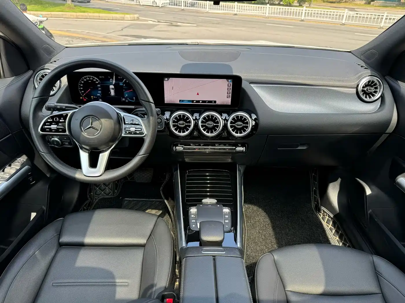 Mercedes-Benz GLA, миниатюра 8