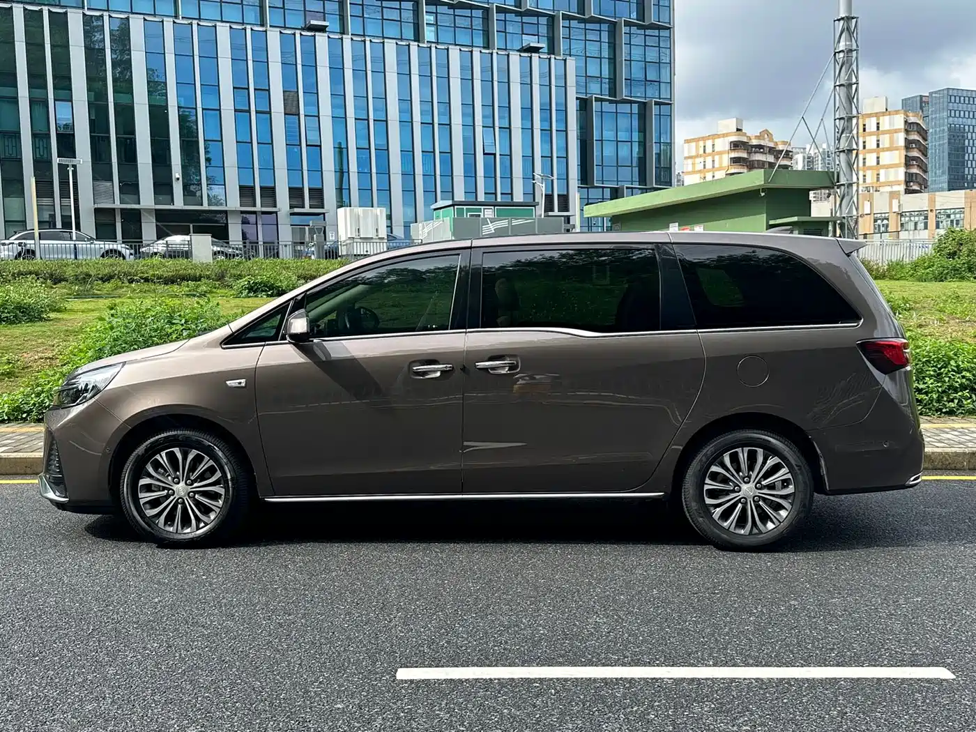 BUICK GL8