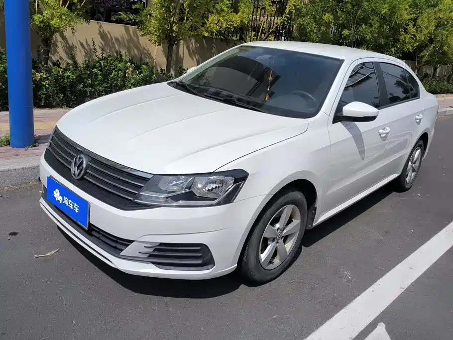 Фото 1 - Volkswagen Lavida