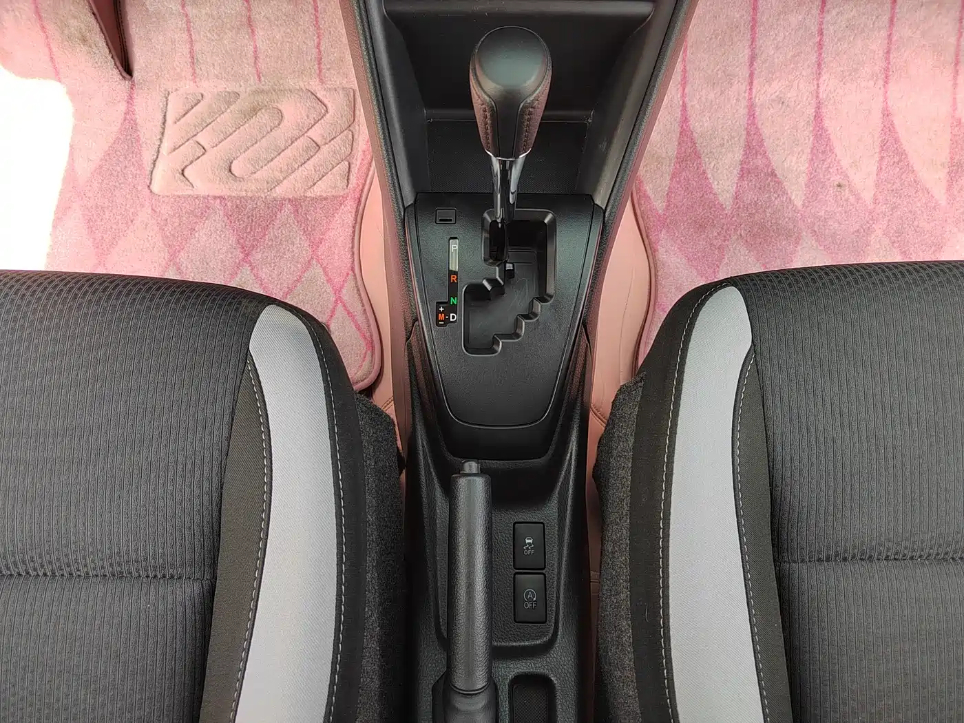 Toyota YARiS L Zhi Xuan 2021 1.5L CVT Leading Edition фото 18