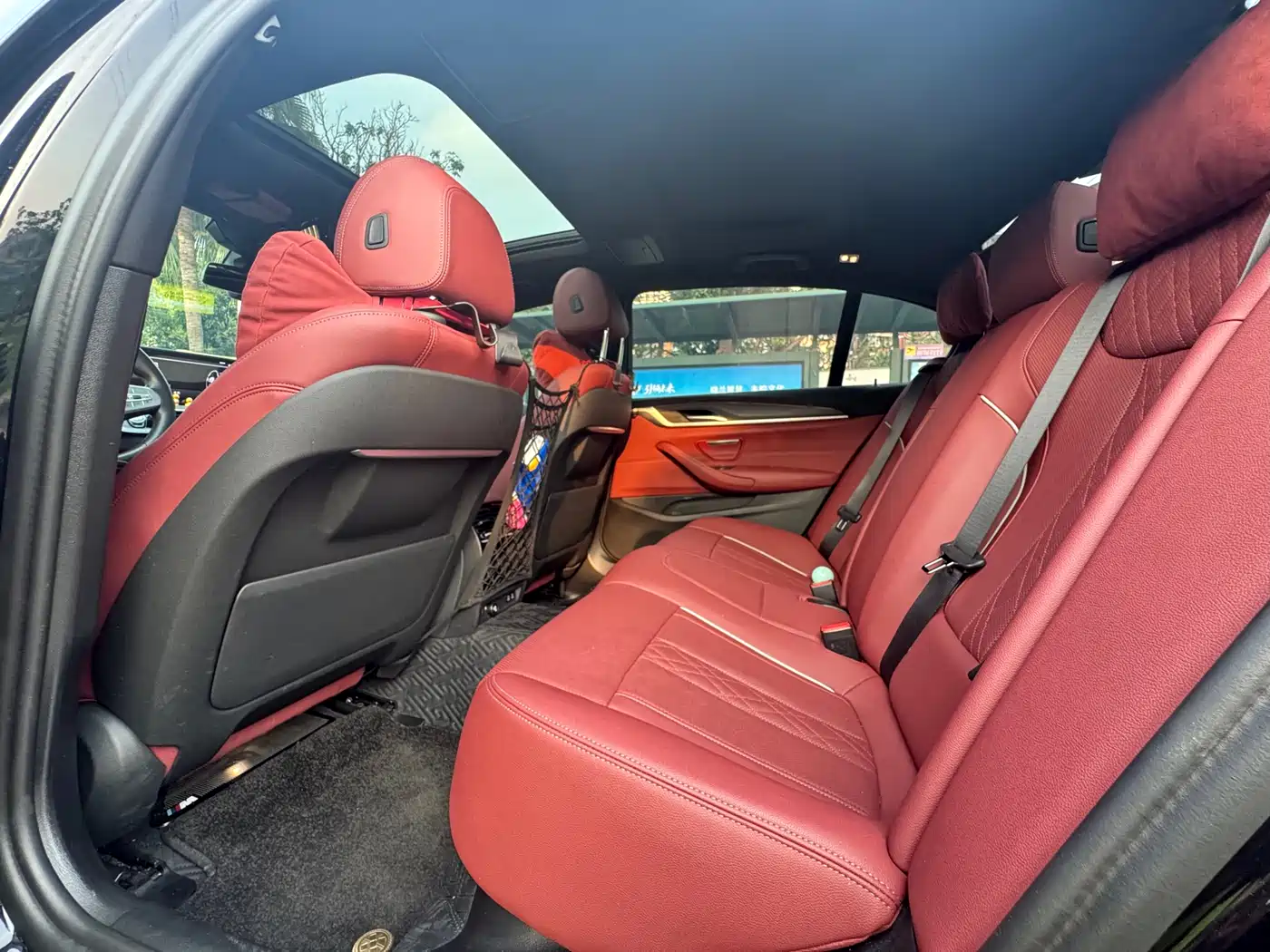 BMW 5 Series 2023 530Li Leading M Sport Package фото 8