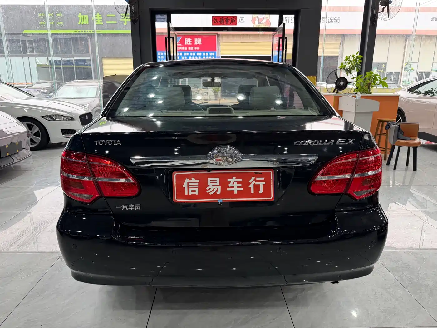 Toyota Corolla 2013 1.6L Automatic Excellence Edition фото 3