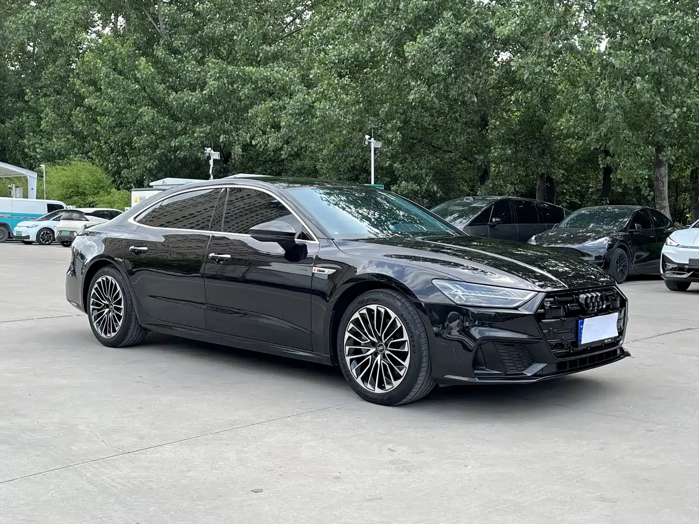 Audi A7L 2024 45 TFSI Luxury фото 4
