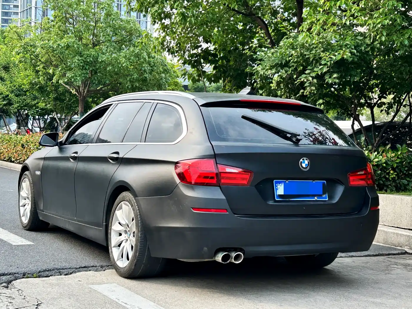 BMW 5 Series (Import) 2012 530i Leading Touring Edition фото 4