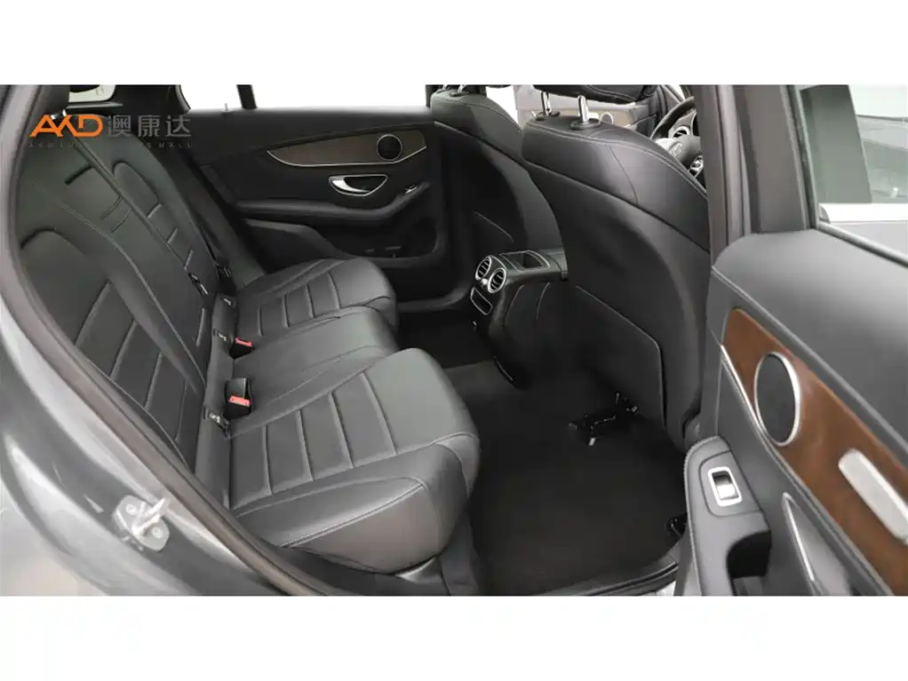 Mercedes-Benz GLC 2020 GLC 260 L 4MATIC Luxury фото 8