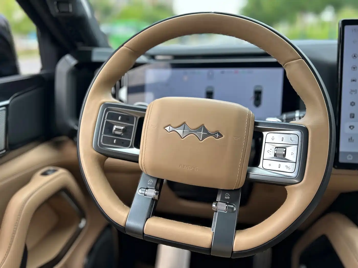 Fang Cheng Bao Leopard 8 2025 2025 Zhiyong Flagship 6-Seater