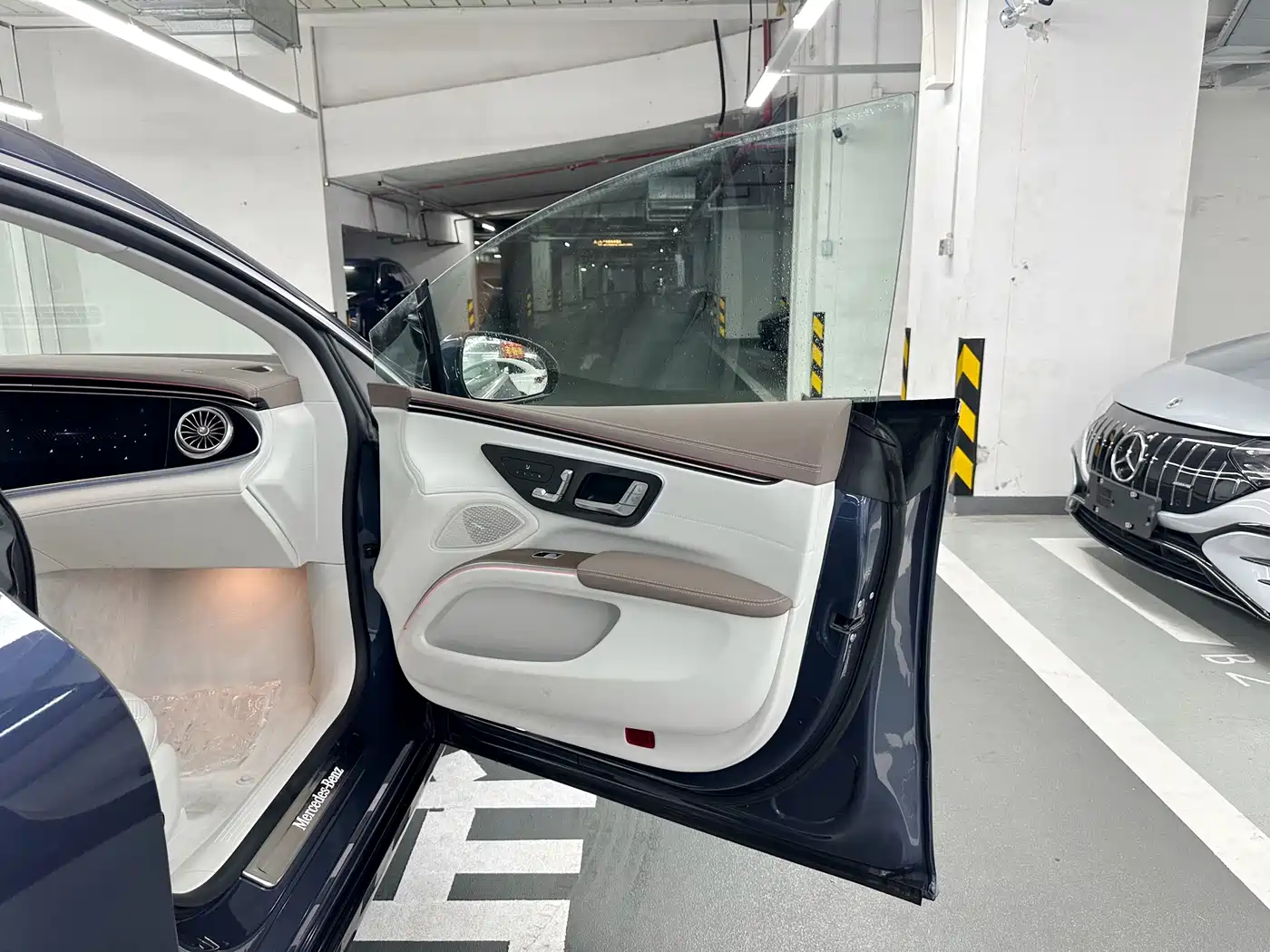 Mercedes-Benz EQS 2023 450+ Pioneer Edition фото 12