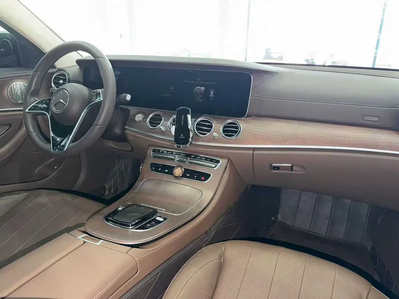 Mercedes-Benz E-Class 2023 Facelift E 300 L Luxury фото 7